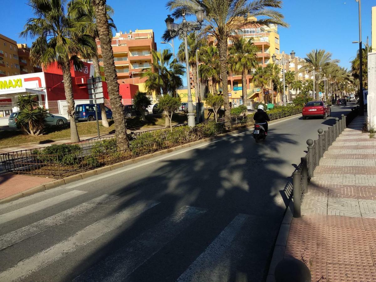 Ferienwohnung Apartamento En Puerto De Roquetas De Mar Exterior foto